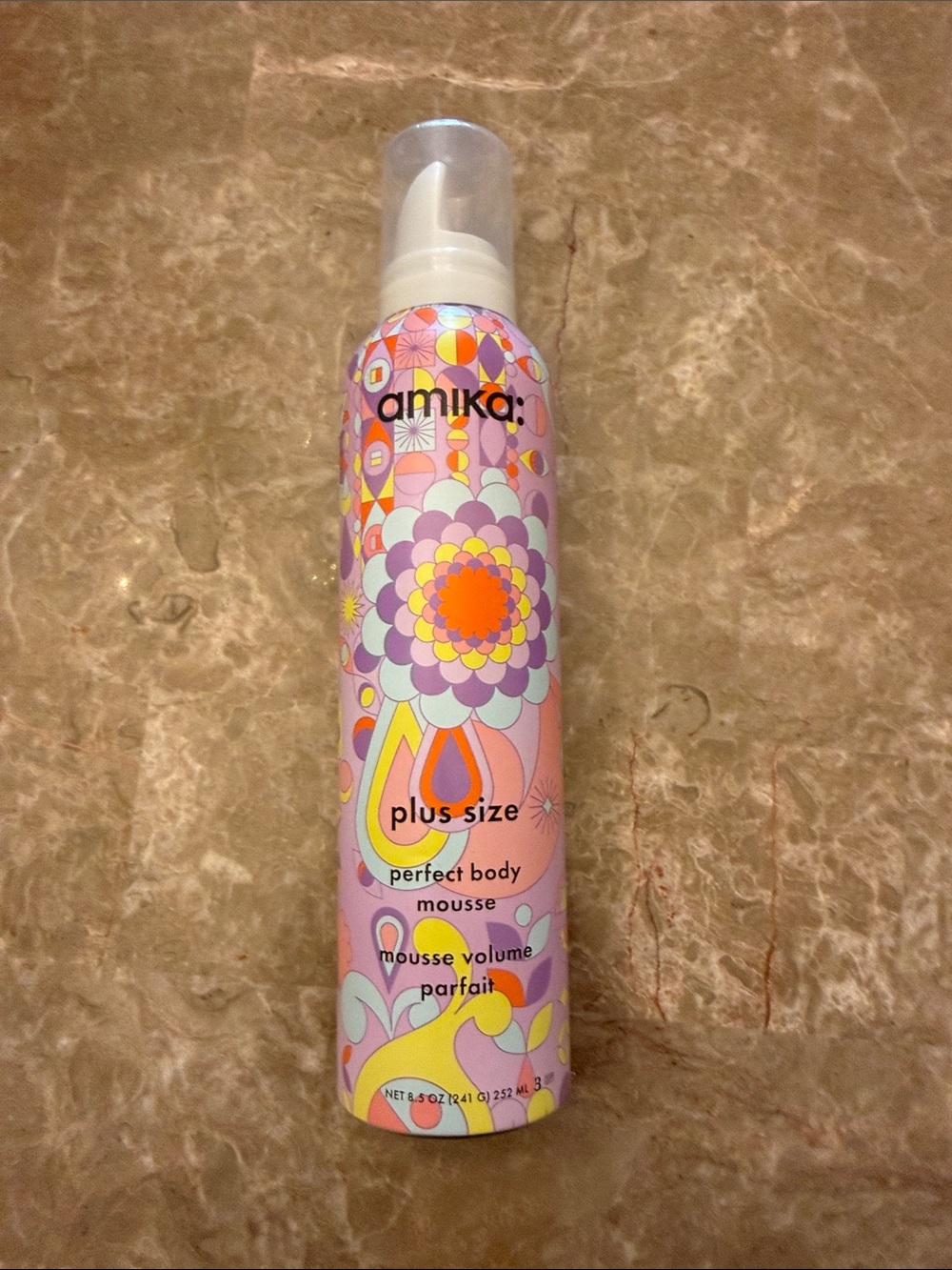 Amika plus size perfect body mousse